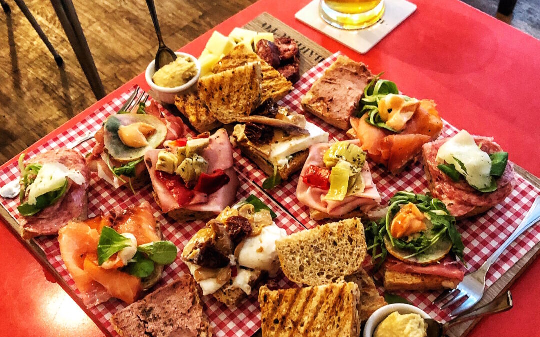 Aperitivo culturale al Teatro Romano di Bologna