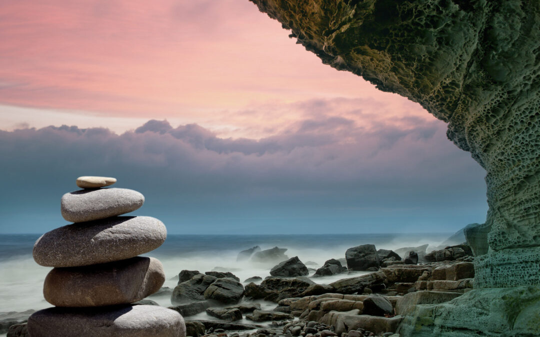 DISTANZIAMENTO SOCIALE? LO YOGA PER BENESSERE NON SOLO FISICO CONTINUA