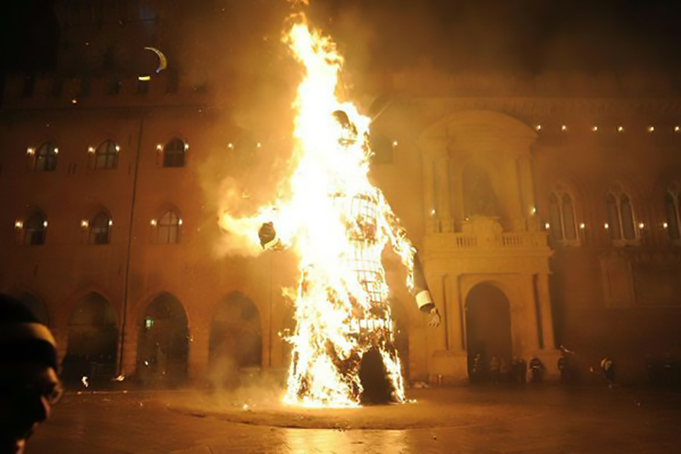 Capodanno: il Vecchione brucerà virtualmente