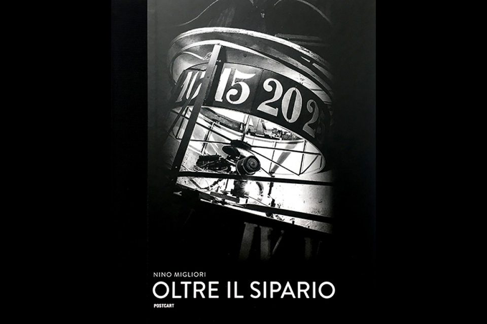 Oltre il sipario, mostra fotografica