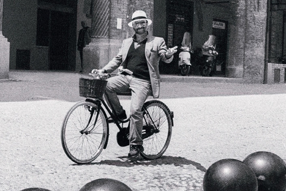 Lucio Dalla nelle immagini dei fotografi bolognesi