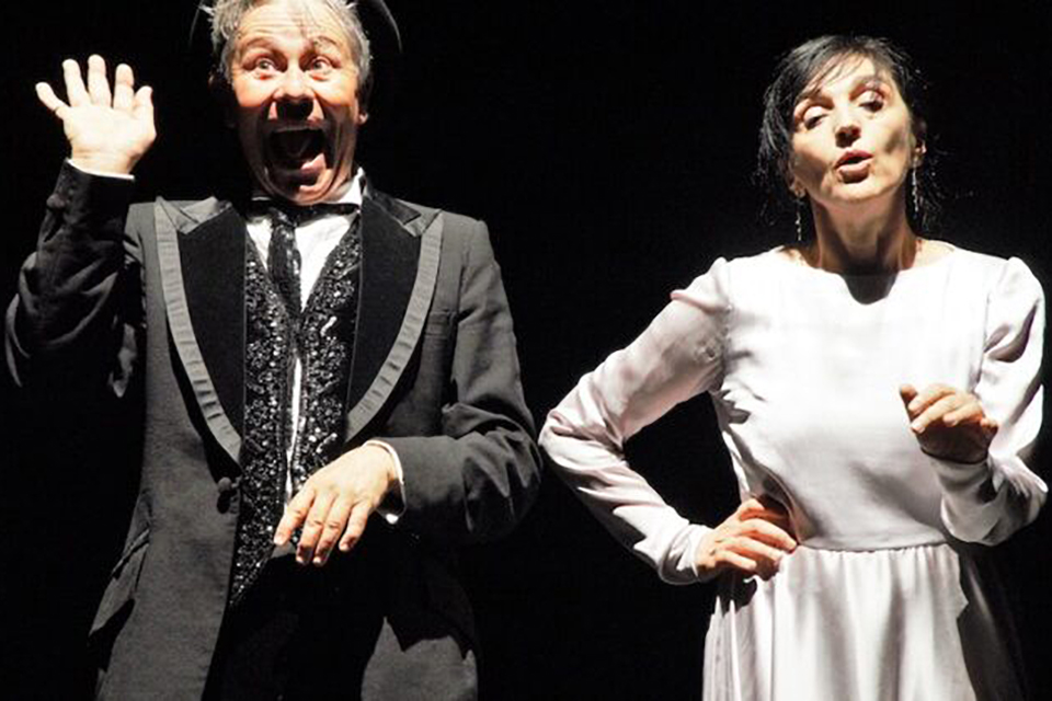 Risate di gioia, spettacolo teatrale