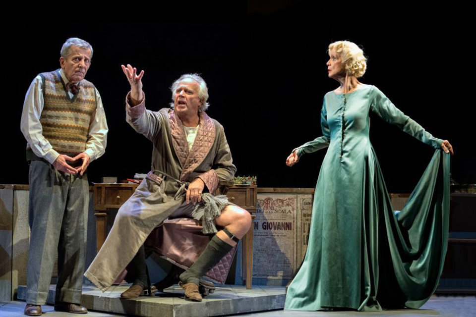 Servo di scena, spettacolo al Teatro Duse